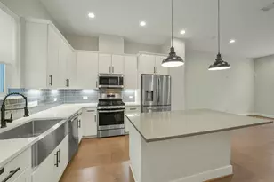 760 W Donovan St, Houston, TX 77091 - Photo 13