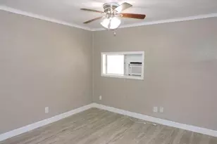 3703 Martin St, Orange, TX 77630 - Photo 7