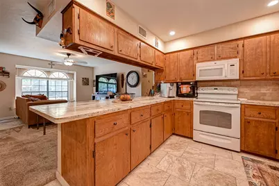 101 Laurie Lane, Willis, TX 77378 - Photo 11
