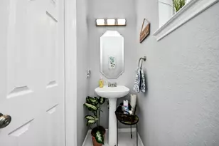 3611 Double Lake Dr, Missouri City, TX 77459 - Photo 9