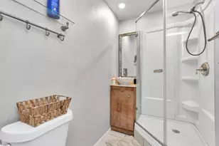 5837 Sunforest Dr, Houston, TX 77092 - Photo 7