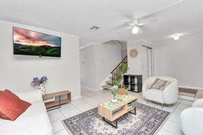 5837 Sunforest Drive, Houston, TX 77092 - Photo 3