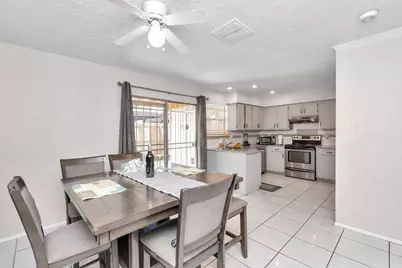 5837 Sunforest Drive, Houston, TX 77092 - Photo 13