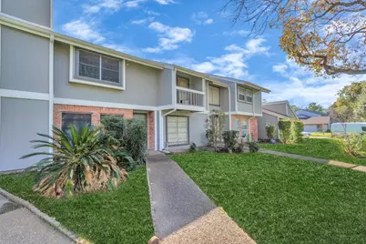 5837 Sunforest Drive, Houston, TX 77092 - Photo 31