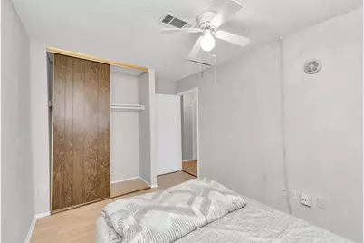 5837 Sunforest Drive, Houston, TX 77092 - Photo 27