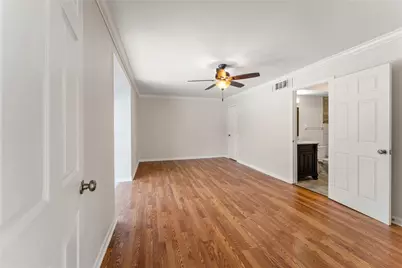 12633 Memorial Drive #50, Houston, TX 77024 - Photo 7