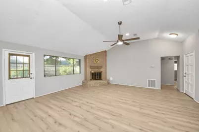 1414 Shadow Mountain Drive, Katy, TX 77450 - Photo 9
