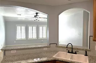 22410 Barrell Springs Ln, Tomball, TX 77375 - Photo 11