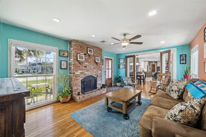 701 W 32nd Street W, Houston, TX 77018 - Photo 11