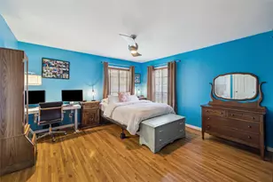 701 W 32nd Street W, Houston, TX 77018 - Photo 9