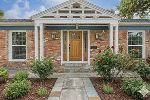 701 W 32nd Street W, Houston, TX 77018 - Photo 1