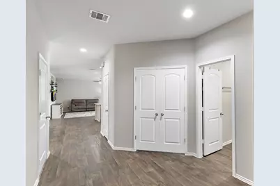 7906 Tamarind Lane, Baytown, TX 77521 - Photo 3