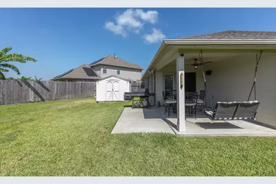 7906 Tamarind Lane, Baytown, TX 77521 - Photo 37