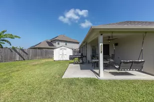 7906 Tamarind Ln, Baytown, TX 77521 - Photo 37