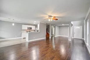 13963 Maximos Dr, Houston, TX 77083 - Photo 7