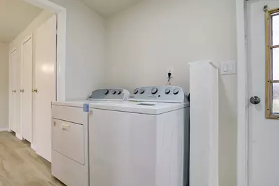 5806 S Highway 35, Alvin, TX 77511 - Photo 13