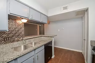 4635 Wild Indigo St, Houston, TX 77027 - Photo 15