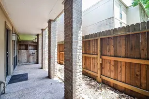 4635 Wild Indigo St, Houston, TX 77027 - Photo 29