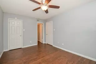 4635 Wild Indigo St, Houston, TX 77027 - Photo 17