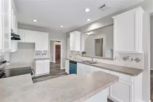 5214 Sleepy Creek, Cove, TX 77523 - Photo 21