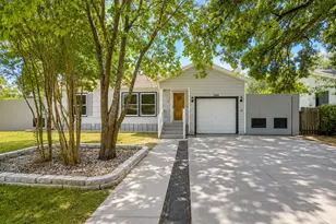 2506 Edgewood St, Liberty, TX 77575 - Photo 1