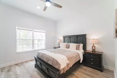 5 W Forest Court, Conroe, TX 77384 - Photo 25
