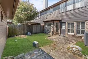 2118 Gemini St, Houston, TX 77058 - Photo 19
