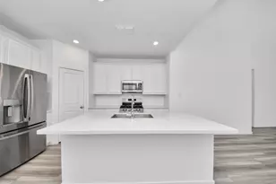 9223 Willowbank Gap Ln, Cypress, TX 77433 - Photo 13