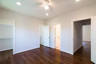 4535 Walker St, Houston, TX 77023 - Photo 13