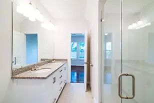 4535 Walker St, Houston, TX 77023 - Photo 17