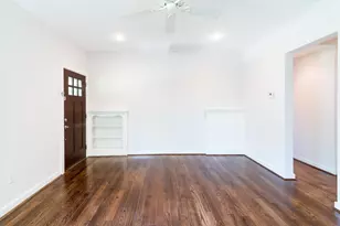 4535 Walker St, Houston, TX 77023 - Photo 5