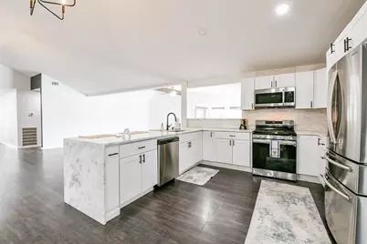 6002 Greenmont Drive, Houston, TX 77092 - Photo 7