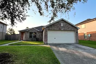 16750 Bending Creek Ln, Friendswood, TX 77546 - Photo 1