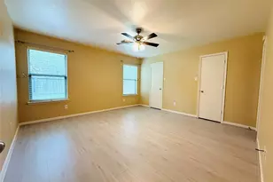 16750 Bending Creek Ln, Friendswood, TX 77546 - Photo 15