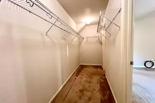 16750 Bending Creek Ln, Friendswood, TX 77546 - Photo 17