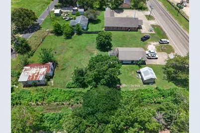 610 Spur 515, Navasota, TX 77868 - Photo 13