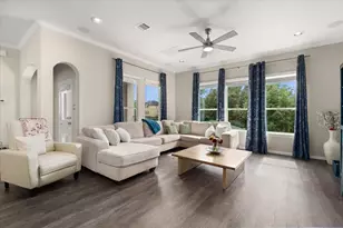 10215 Spring Shadows Park Cir, Houston, TX 77080 - Photo 15