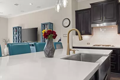 10215 Spring Shadows Park Circle, Houston, TX 77080 - Photo 11
