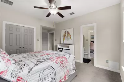 10215 Spring Shadows Park Circle, Houston, TX 77080 - Photo 9