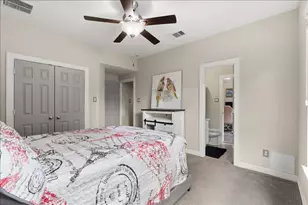 10215 Spring Shadows Park Cir, Houston, TX 77080 - Photo 9