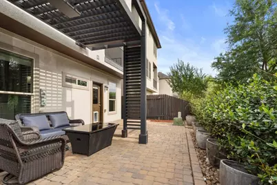 10215 Spring Shadows Park Circle, Houston, TX 77080 - Photo 33