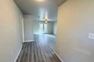 214 S Texas St, Texas City, TX 77591 - Photo 5