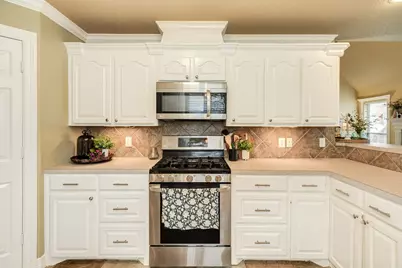 135 Sugar Cane Cir, Lake Jackson, TX 77566 - Photo 15