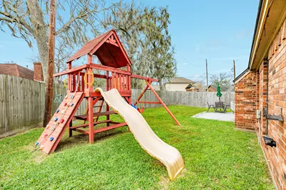 135 Sugar Cane Cir, Lake Jackson, TX 77566 - Photo 31