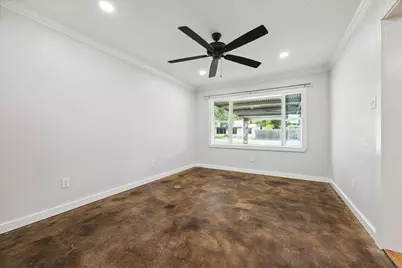 522 Barkley Street, Houston, TX 77022 - Photo 13
