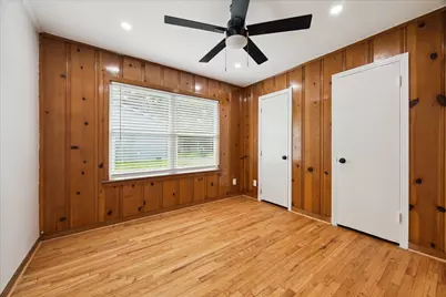522 Barkley Street, Houston, TX 77022 - Photo 11
