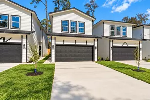 8155 Crestview Dr, Houston, TX 77028 - Photo 1