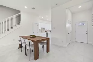 8155 Crestview Dr, Houston, TX 77028 - Photo 5