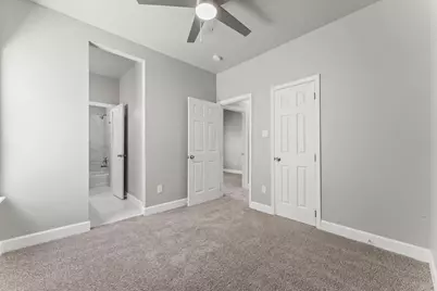 8155 Crestview Drive, Houston, TX 77028 - Photo 19