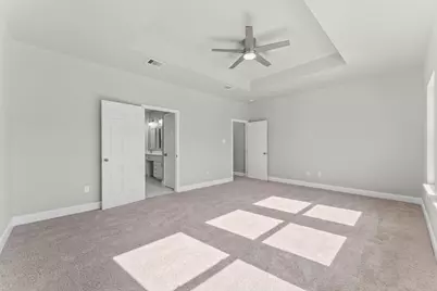 8155 Crestview Drive, Houston, TX 77028 - Photo 13